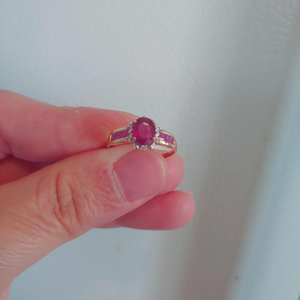 Brand new 10k ruby dıamond rıng